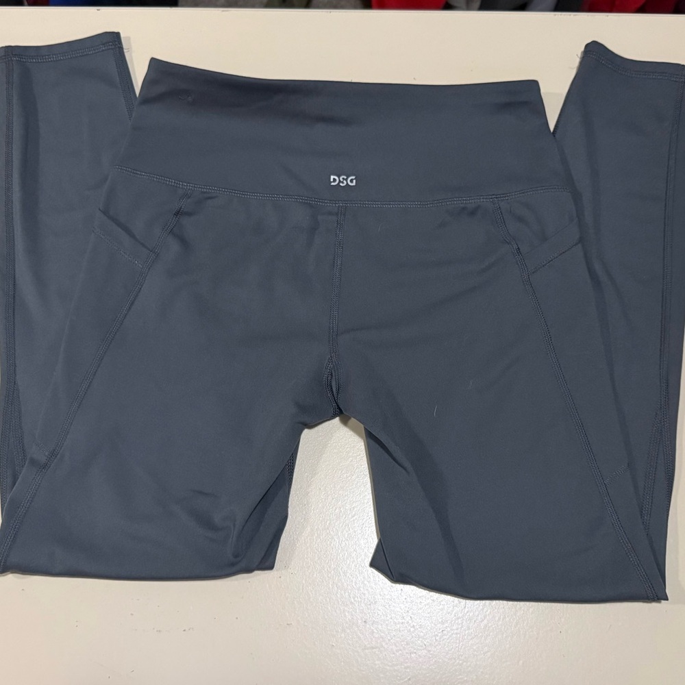 DSG Women’s Momentum 7/8 Length Leggings Bundle of 2 Dark Grey & Black, NWOTs  S - Picture 4 of 10